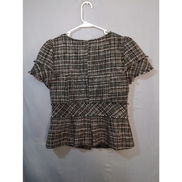 Black Mossimo top - Picture 5 of 7